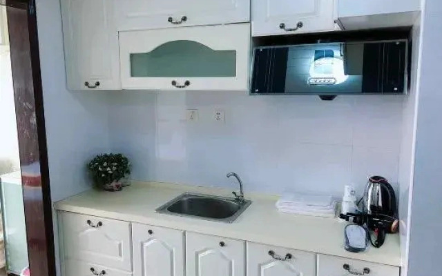 Yiwei Hotel Apartment (Shenyang Lijiang Street Subway Station)
