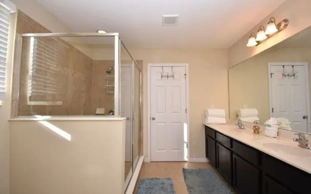 1705vp 4 Bedroom Home by RedAwning