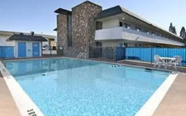 University Inn Reno