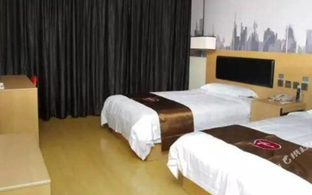 Quan Tong Hotel