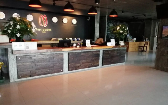 Maneetel Krabi Beachfront