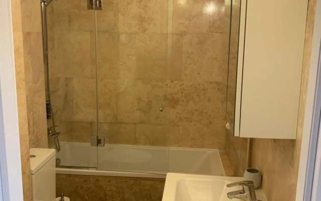 Floreasca Apartment Bach