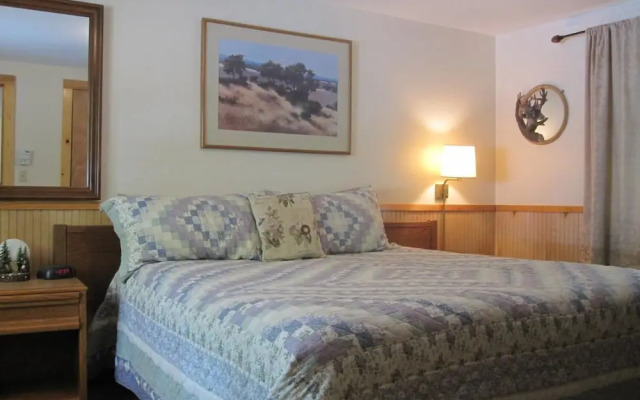Bear Tree Lodge