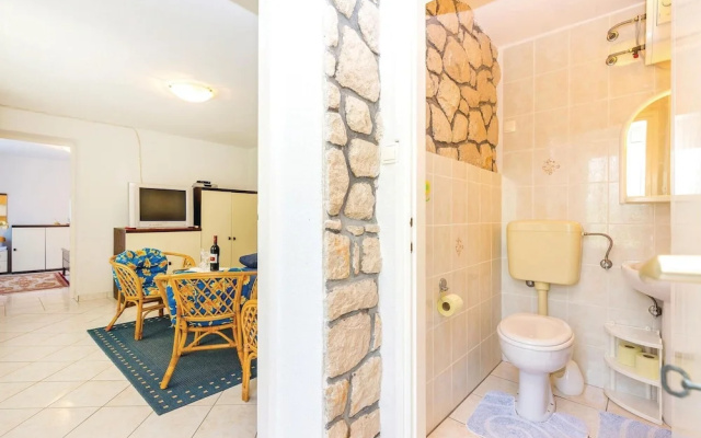 Stunning Home in Selce With Wifi and 1 Bedrooms
