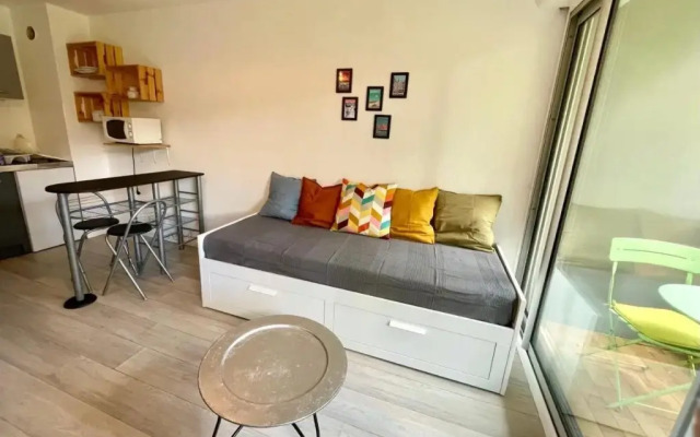 Studio entre la place des 5 cantons et la plage