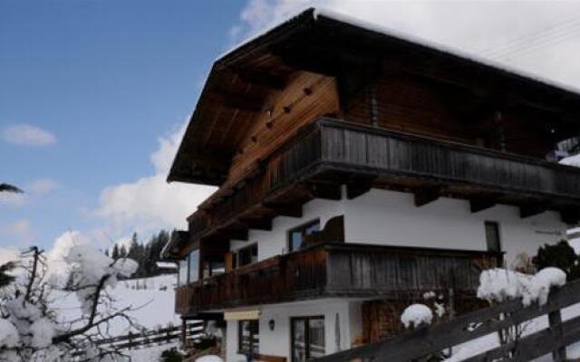 Ledererfeld In Alpbach Austria From 159 Photos Reviews