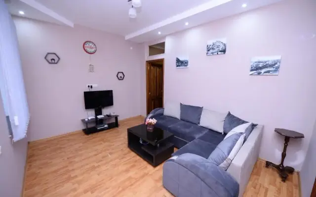 Sweet Home Apartment