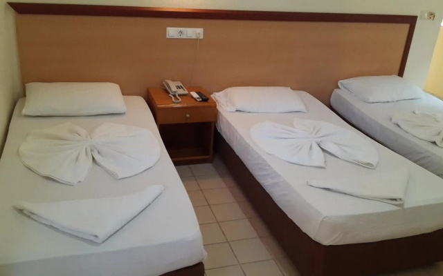 Caner Hotel