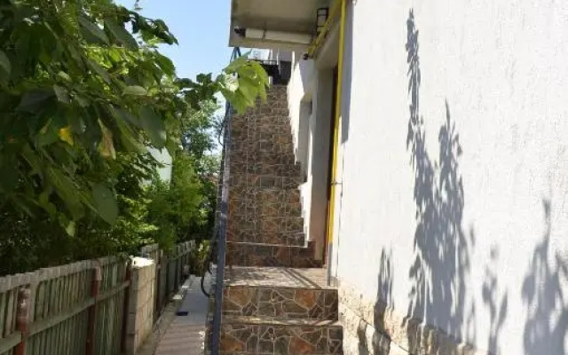 Vila Sarofin