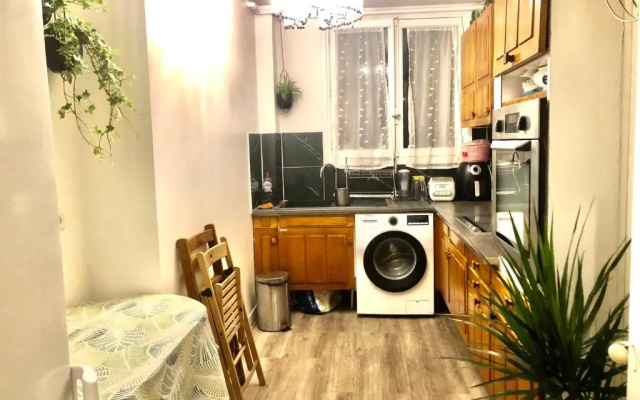 Private room 20 minutes from Eiffel Tower