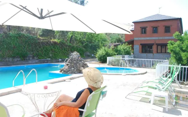 Hotel Rural Don Burguillo