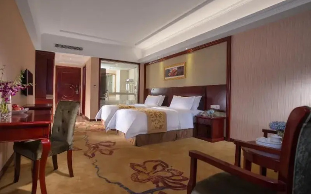 Vienna Hotel Shenzhen Railway Station