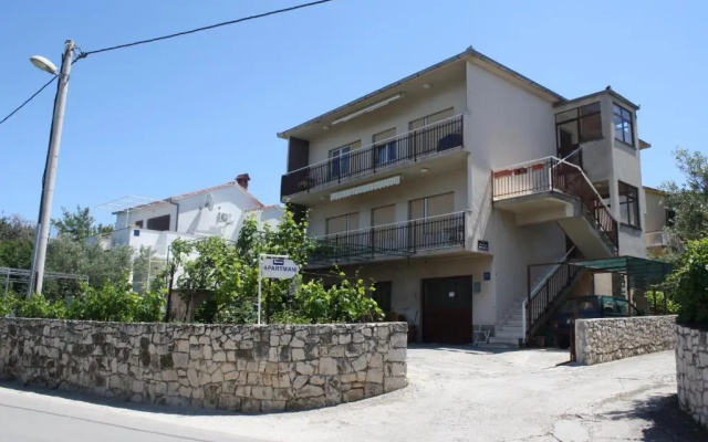 Apartments Slavica Žedno