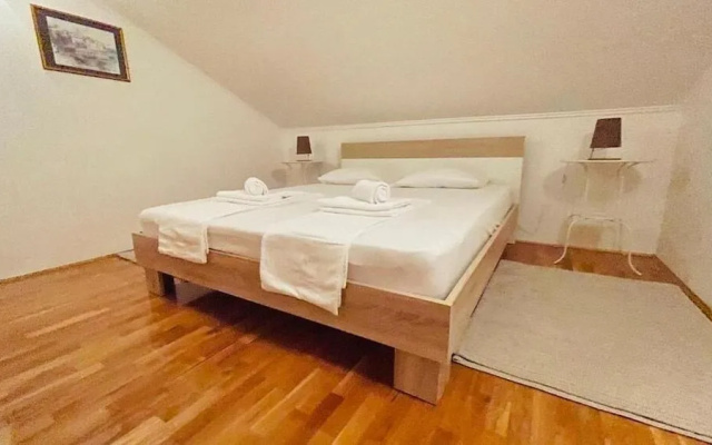 Aparment More