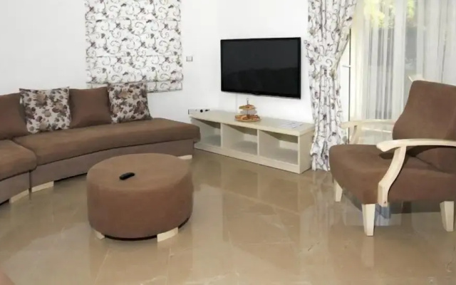 Villa Liya 1 by Elm
