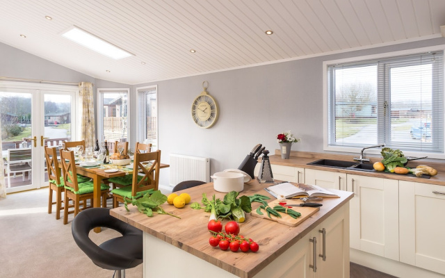 Waternook Lodge
