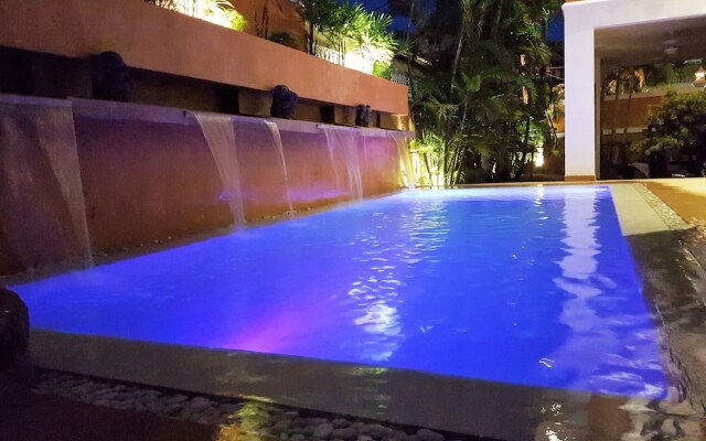 WOWLAND Luxury Villa Pattaya 8 BR 0