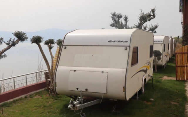 Cozy Caravan Surrounded by Nature in Iznik Bursa