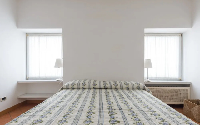 Rsh Luxury Trevi Fountain Apartment