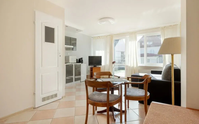 Holiday Studio in Rewal, Breakfast Included
