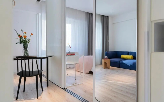 Stey 798 Art Zone Hotel
