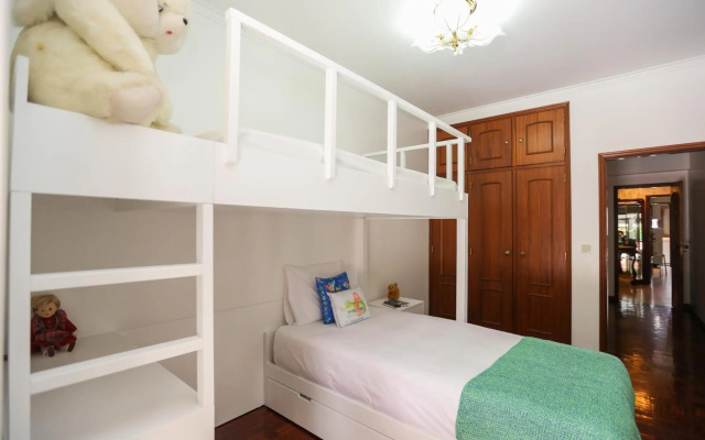 Like-home Bright Benfica Apt