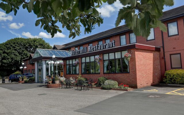 Best Western Plus Milford Hotel вид на фасад