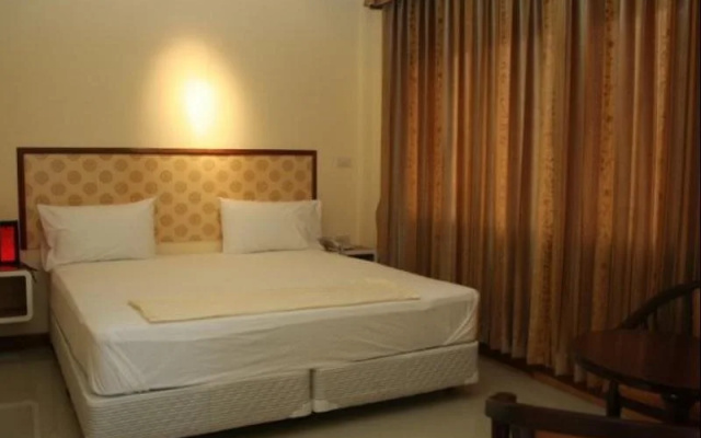 Phutarin Resotel Resort