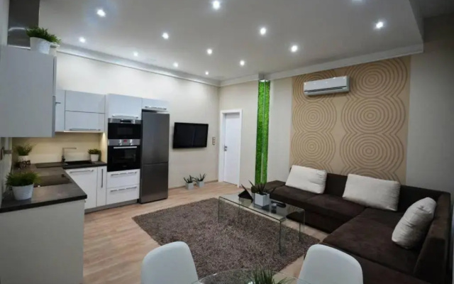 Shopping Street Apartment Budapest