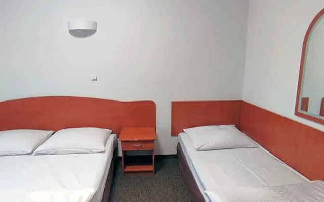 Motel Port 2000