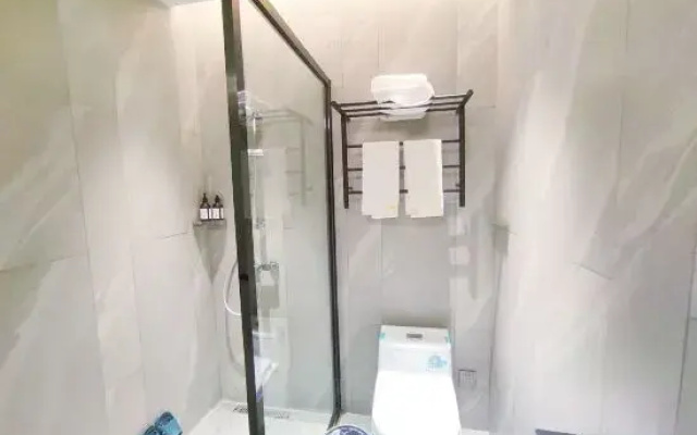 Hangzhou Tongbai Hotel