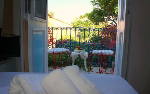 Akarsu Kalyopi Otel