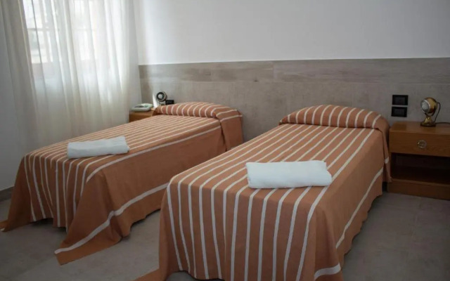 Hotel Apeneste
