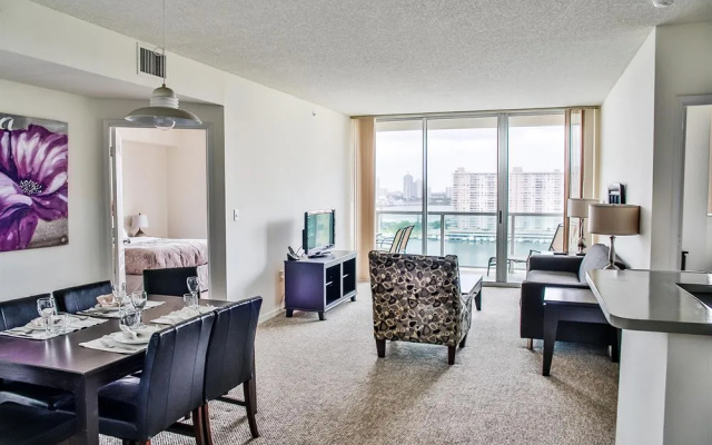 Miami Beach Intracoastal Apartments By Globe Quarters