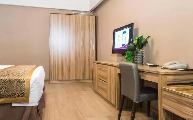 Kangquan Yunhai Hot Spring Hotel