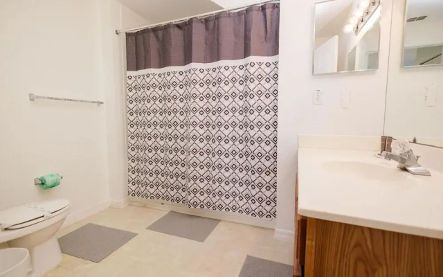 4562 YR - Amazing 4 Bed Private Getaway