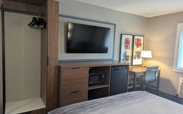 AmericInn by Wyndham St. Peter