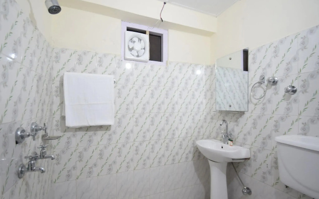 OYO 12157 Hotel Annapurna Guest House
