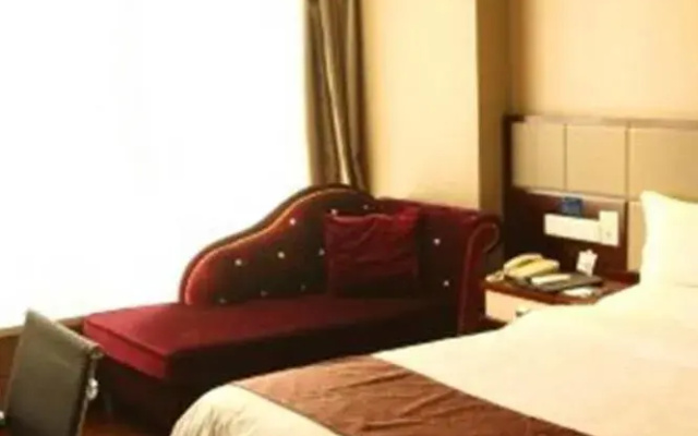 Starway Hotel