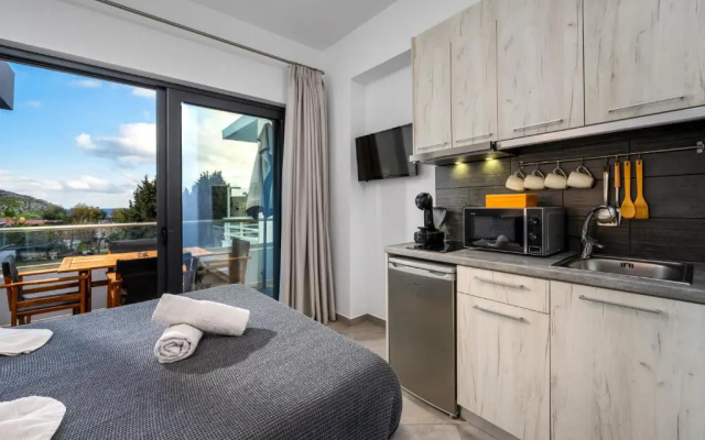 MaΜa's Studio & Apartment