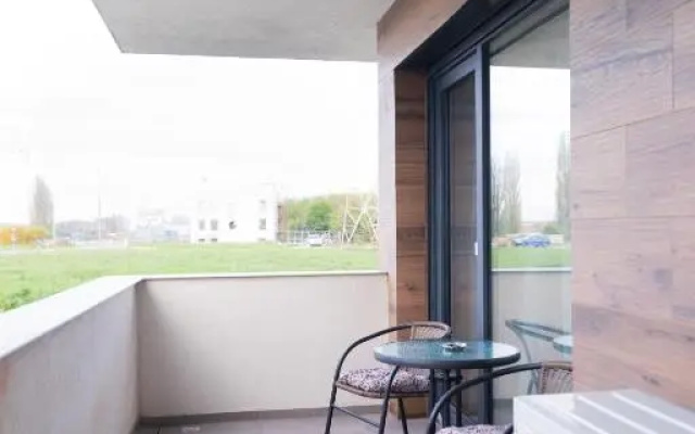 Apartament West