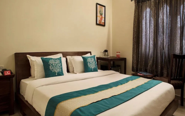OYO 2393 Vanraj Palace