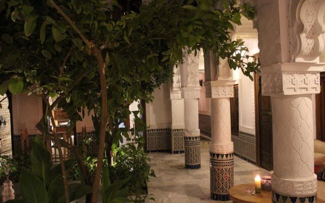 Отель Riad Ben Youssef Марокко, Марракеш - отзывы, цены и фото номеров - забронировать отель Riad Ben Youssef онлайн вид на фасад
