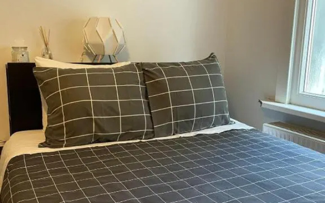 Modern apartment with garden in Antwerp, 10min from City center