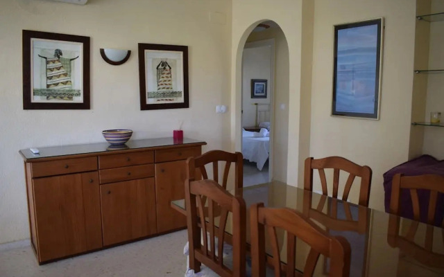 Ad1000 in Oliva With 2 Bedrooms and 1 Bathrooms