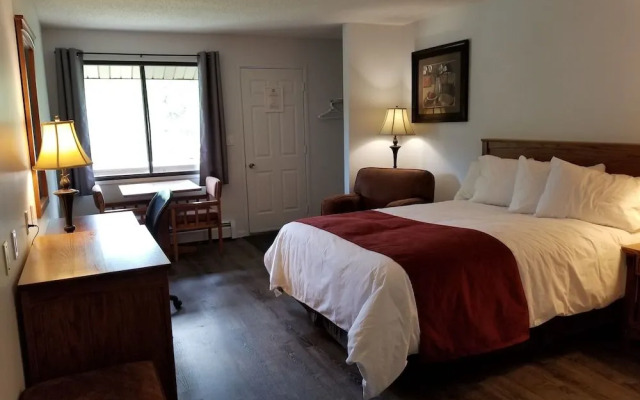 Schott’s Lake Conference & Resort