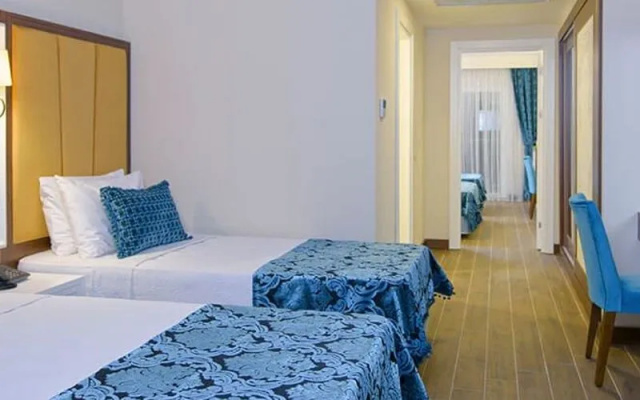 Simurg Luxury Halal Hotel