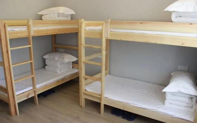 Lemongo Youth Hostel