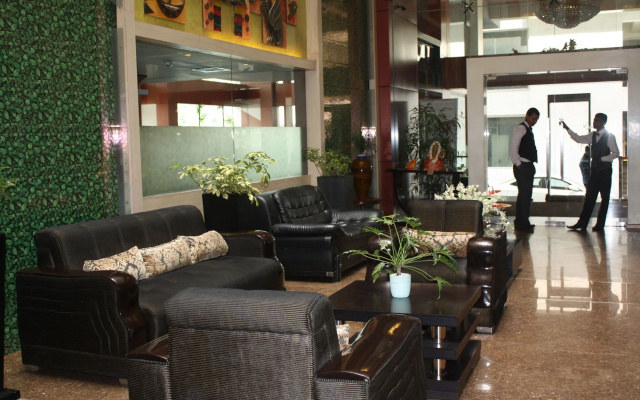 Hotel Gateway Grandeur
