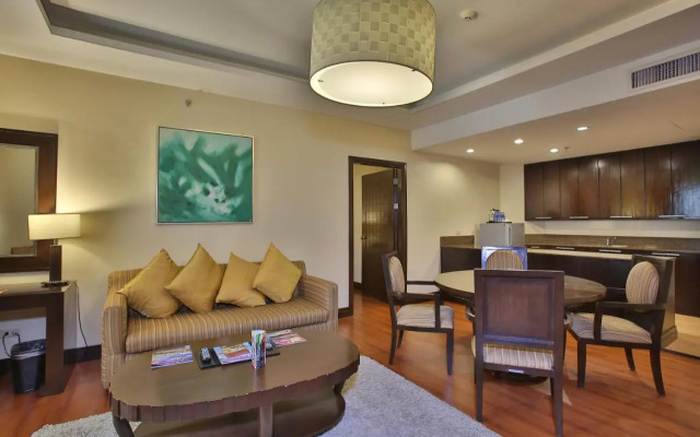 Crown Regency Hotel and Towers